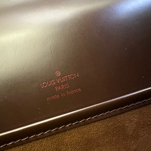 Damiar Briefcase - Picture 10 of 17